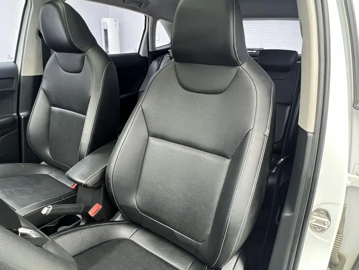 Škoda Kamiq 2023 1.5L Auto Comfort Edition фото 11