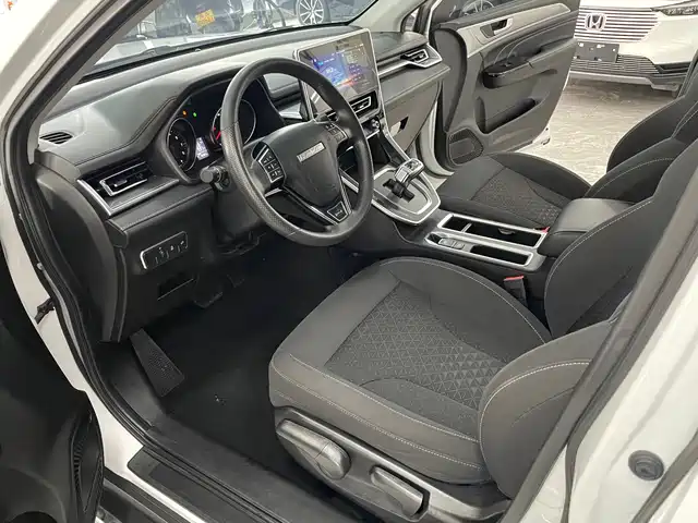 Haval M6 2021 PLUS 1.5T DCT Elite Smart Connect — фото 5