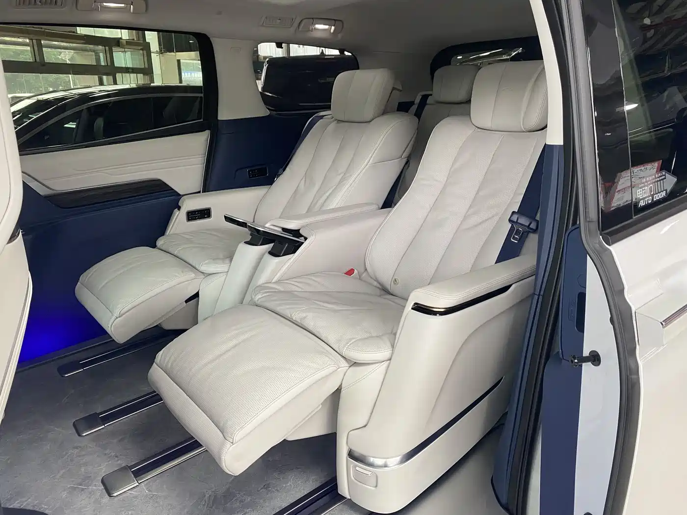Buick Century 2025 2025 2.0T 7-Seater World Edition
