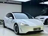 Фото 3 - Tesla Model 3