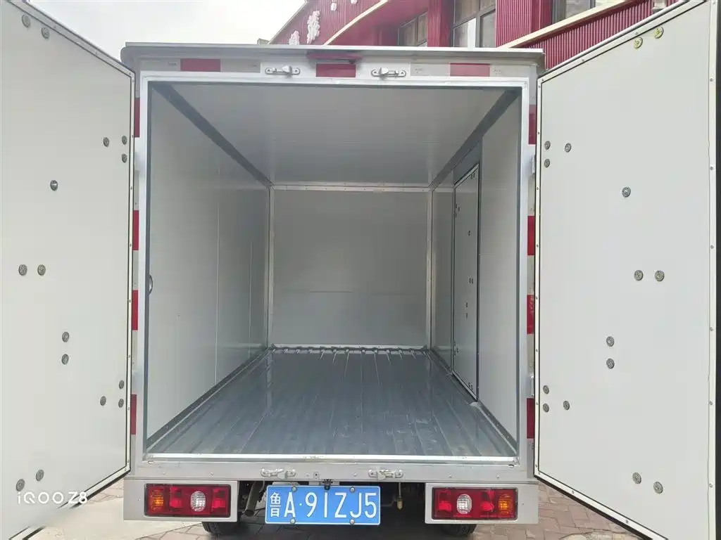 Changan Kaicheng Changan Xingka 2025 2024 1.5L GDI Single Row Long Box Composite Panel Van Standard