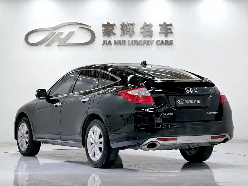 Honda Crosstour 2015 2014 2.4L Luxury Navigation Edition