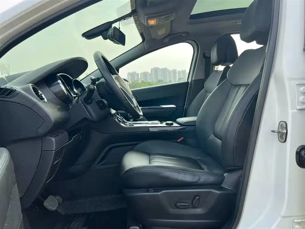 Peugeot 3008 2015 1.6THP Automatic Top Style Edition фото 11