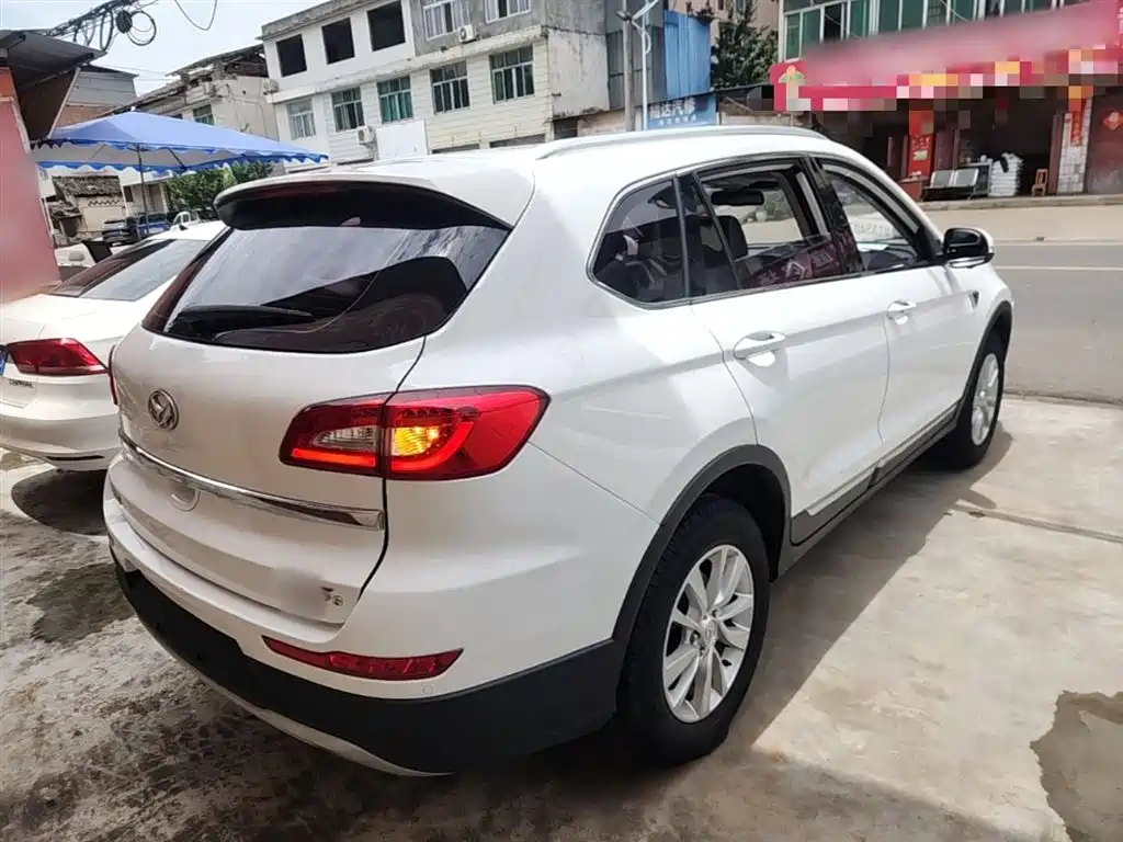 BAIC Huansu S6 2016 2016 1.5T Manual Smart Edition