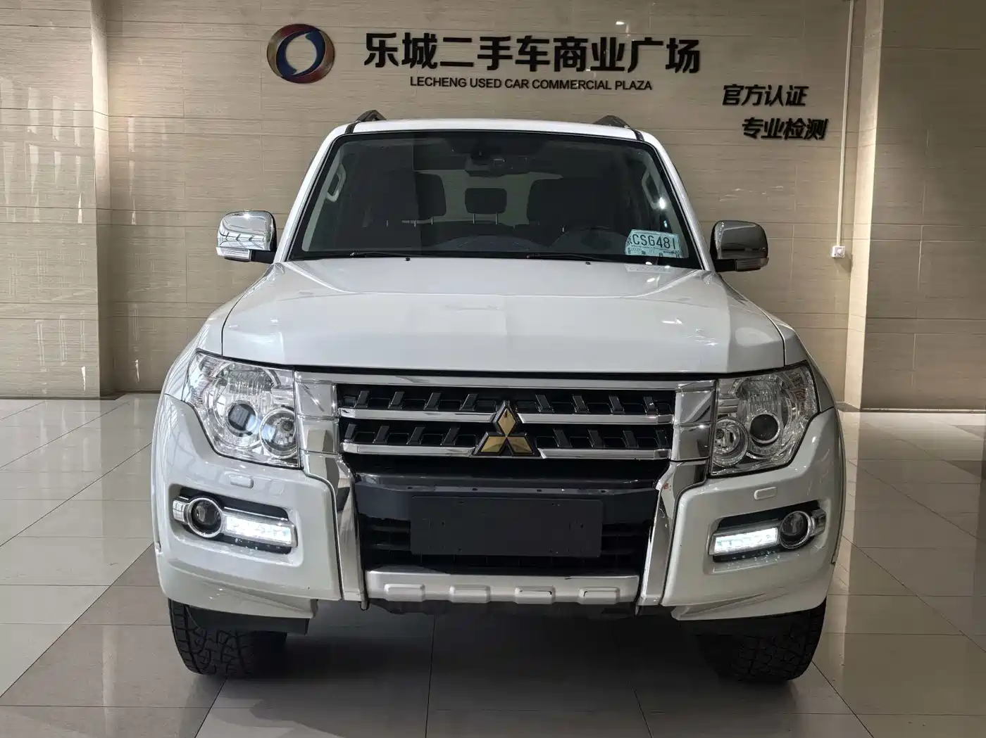 Mitsubishi Pajero (Import) 2015 3.0L Automatic Elite Premium Edition China V фото 3