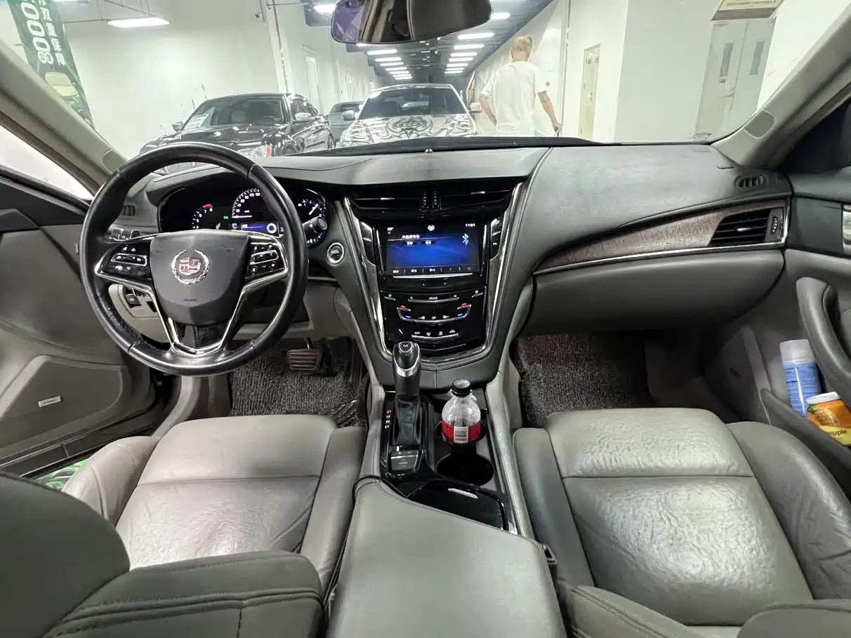 Фото 29 - Cadillac CTS (Import)