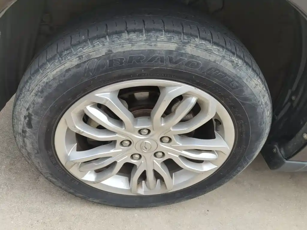 Landwind X5 2018 2016 Plus 1.5T CVT Innovation Edition