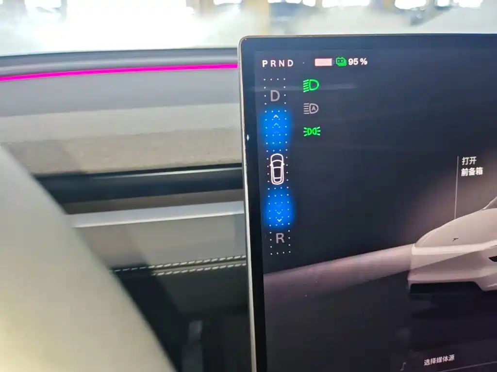 Tesla Model Y L 2025 2025 Facelift Long Range AWD