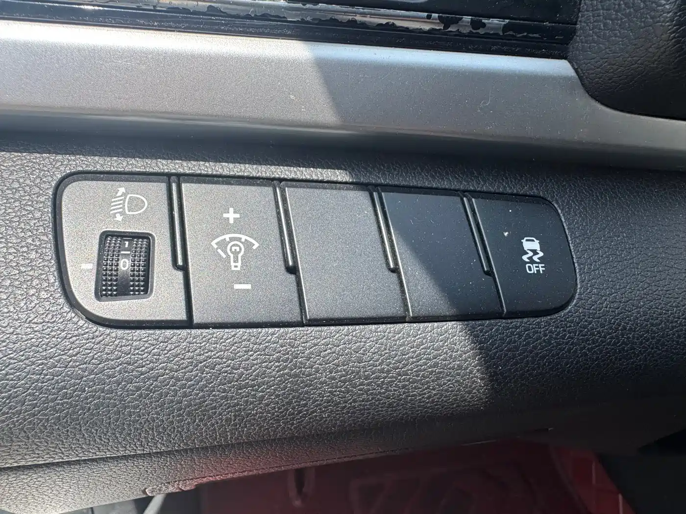 Hyundai Elantra 2016 Model 1.6L Automatic Smart Elite фото 6