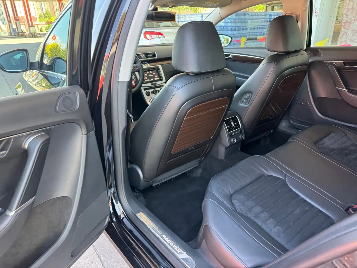 Volkswagen Magotan 2016 2.0TSI Smart Premium фото 10