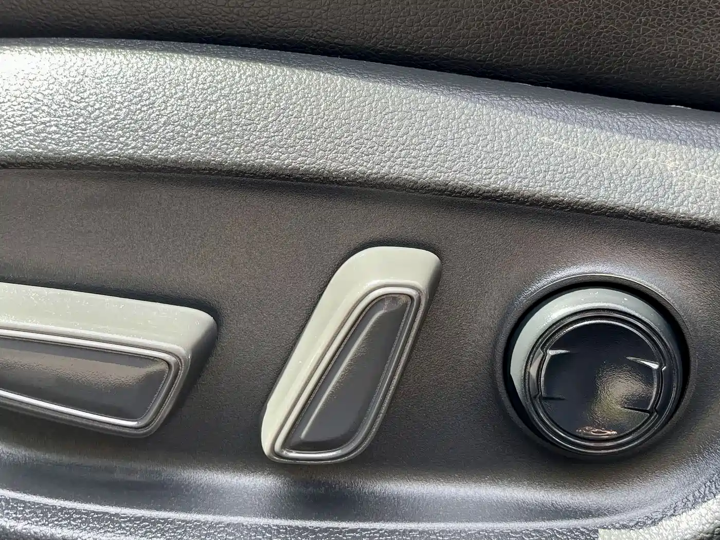 Toyota Camry 2024 2023 2.5G Luxury Edition