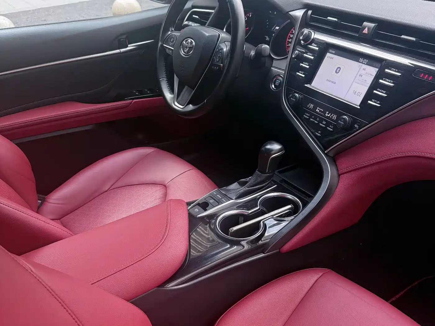 Toyota Camry 2018 2.5S Trend Edition фото 8