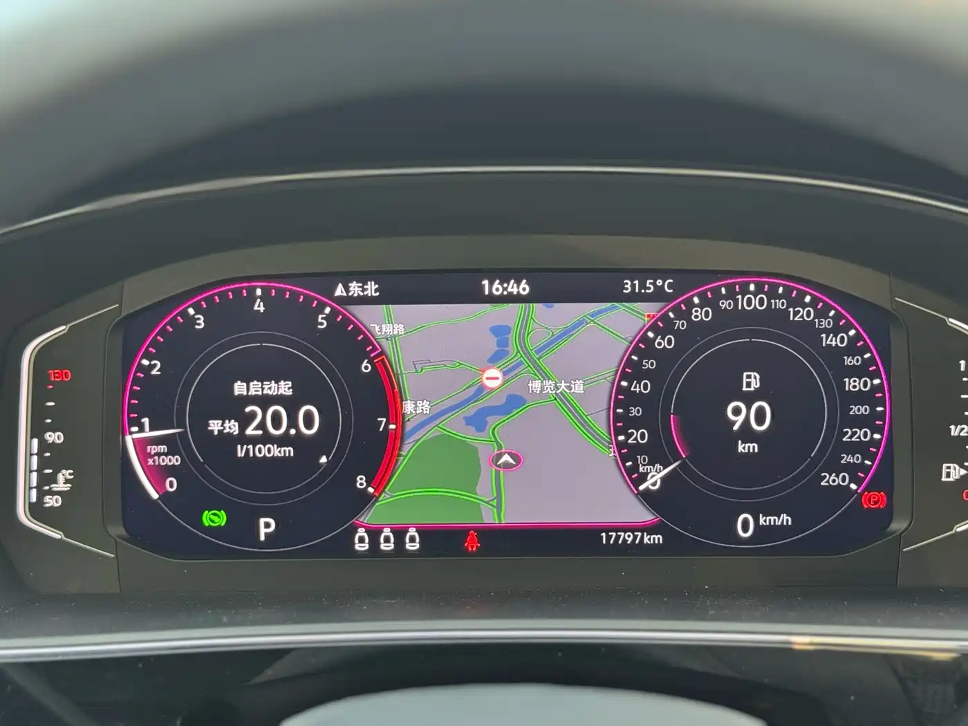 Volkswagen Passat 2024 380TSI Starlight Luxury Edition фото 12