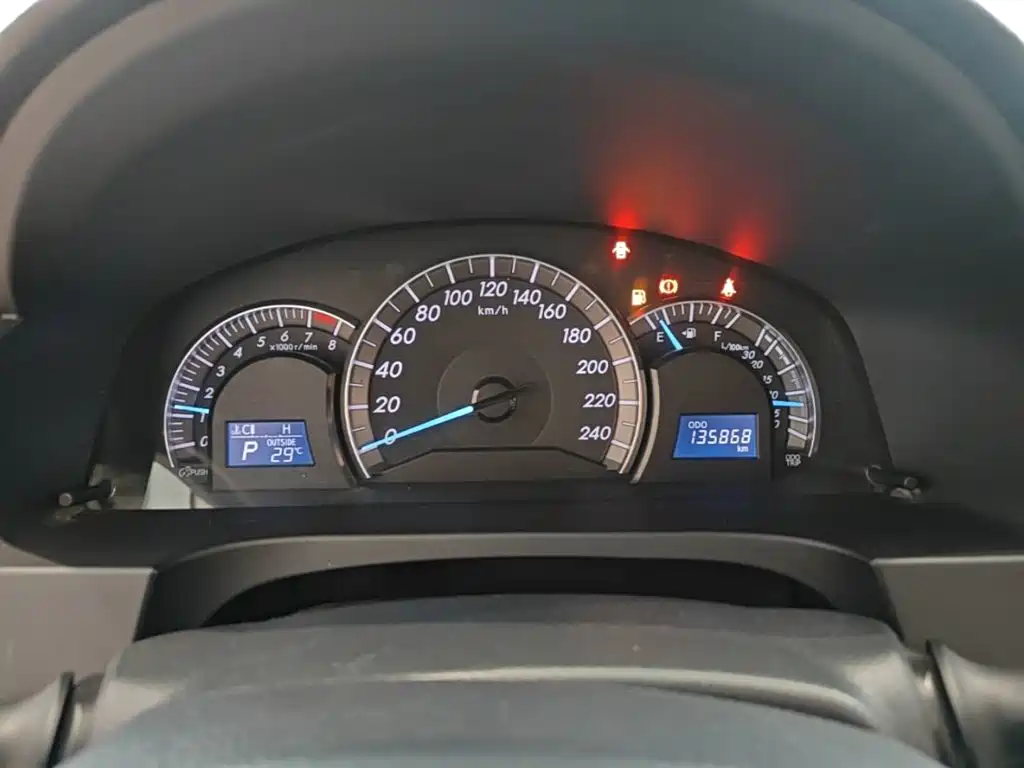 Photo 12 - Toyota Camry