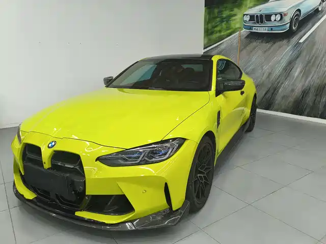 BMW M4
