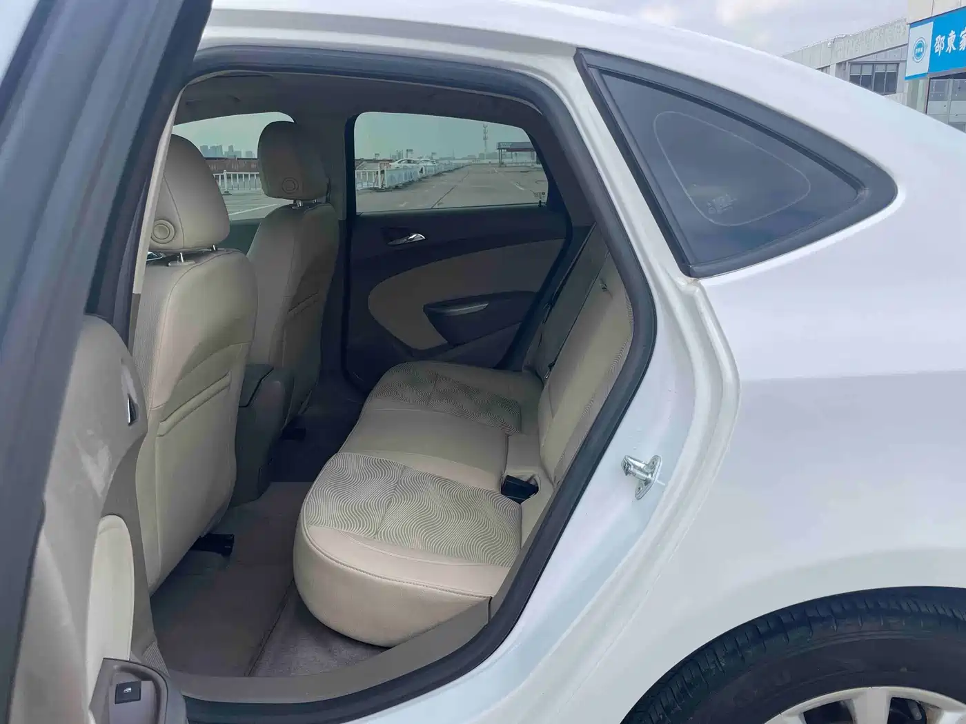 Buick Excelle 2013 GT 1.6L Automatic Fashion Edition фото 12
