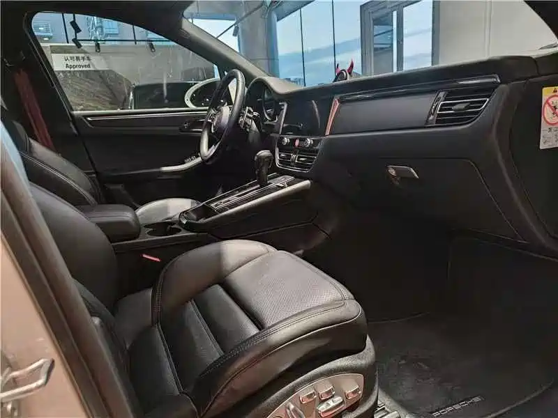 Porsche Macan 2022 Macan 2.0T фото 10
