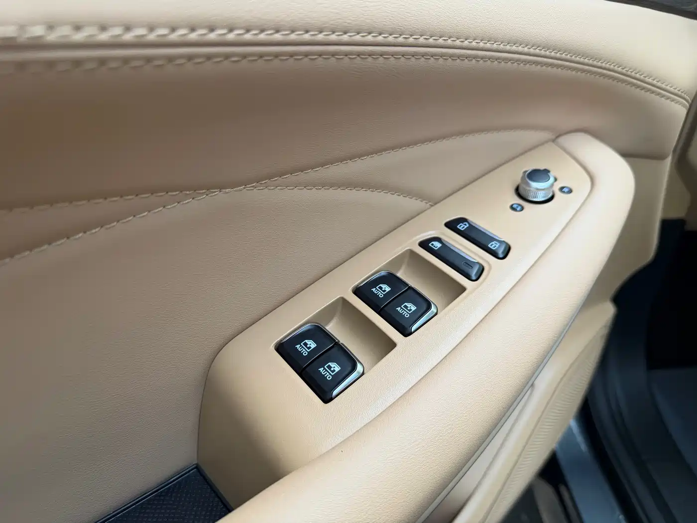 BLUE ELECTRIC BLUE ELECTRIC E5