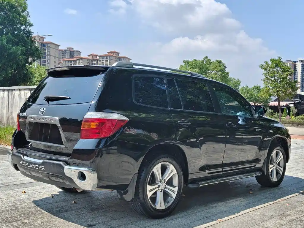 Toyota Highlander 2010 2009 2.7L 2WD 7-seater Luxury Edition