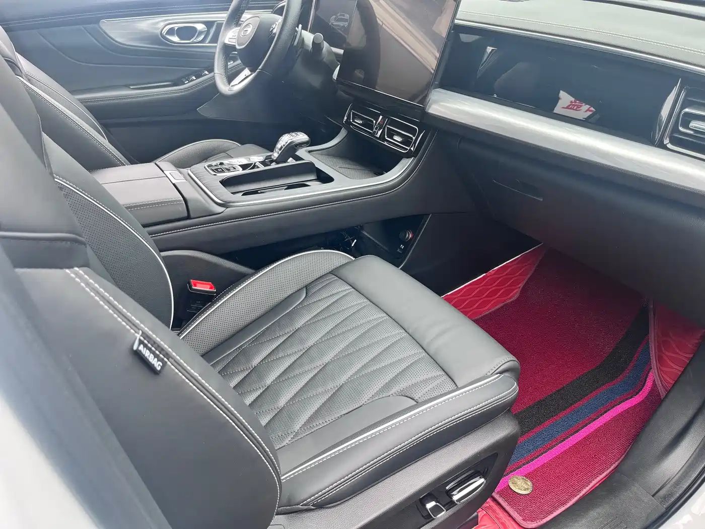 GAC Trumpchi Trumpchi GS8 2022 Pilot Series 2.0TGDI AWD Ultimate Edition (7-Seater) фото 13