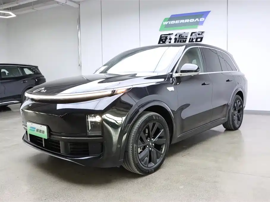 Li Auto Li L8 2023 Pro