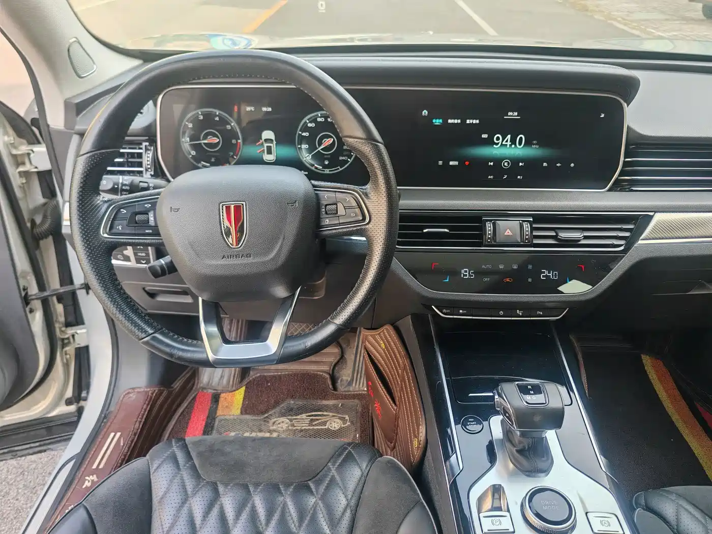 Hongqi HS5 2019 2019 2.0T Smart Connect Enjoy 4WD Edition