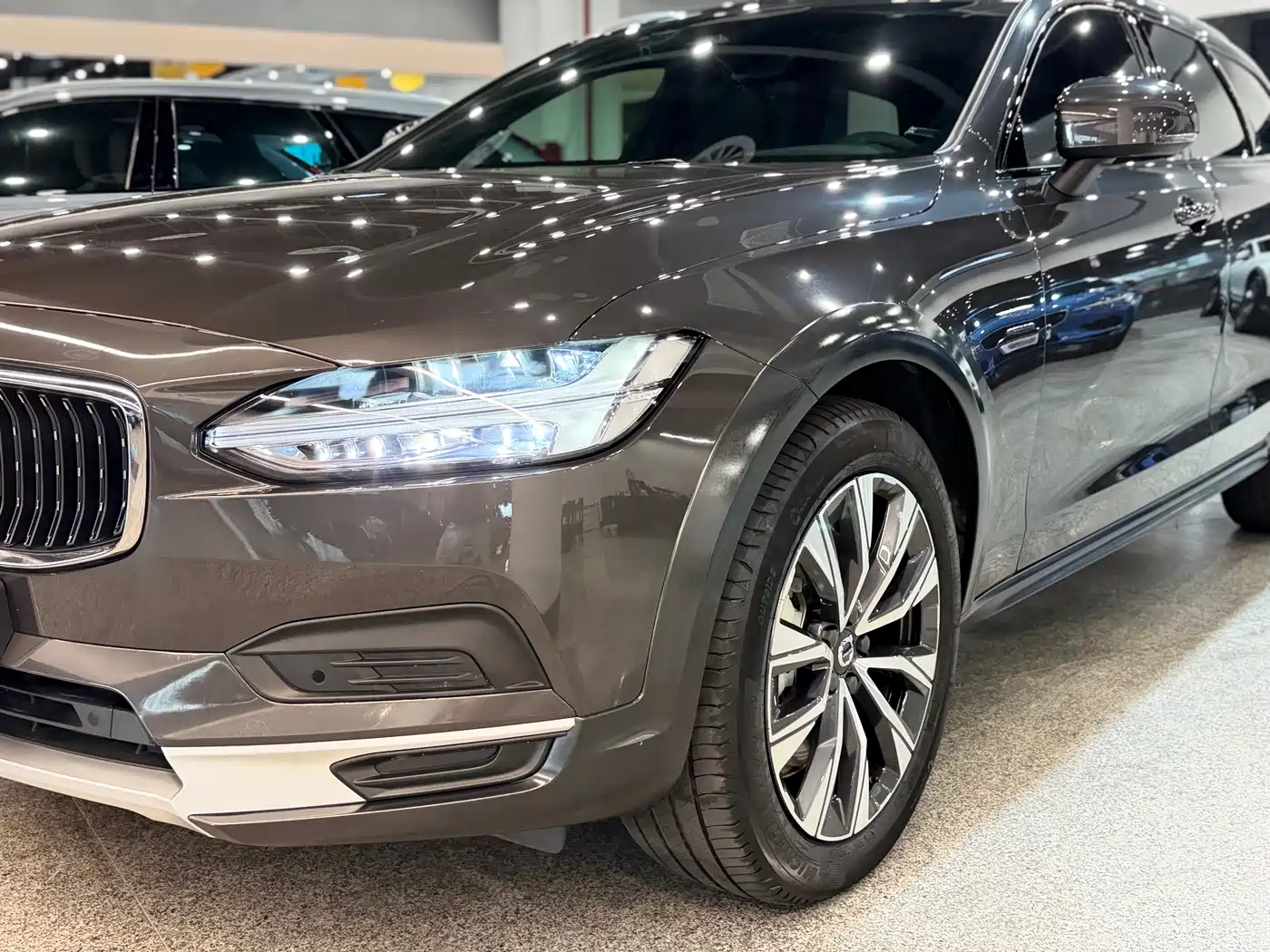 Volvo V90 2024 2024 Cross Country B5 AWD Wisdom Edition