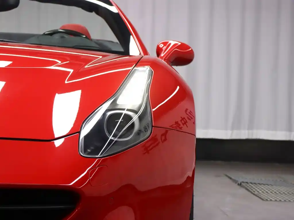 Ferrari California T 2015 2015 3.9T Standard