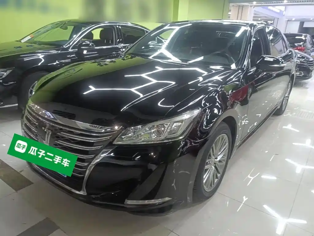 Toyota Crown 2017 — пригон из Китая