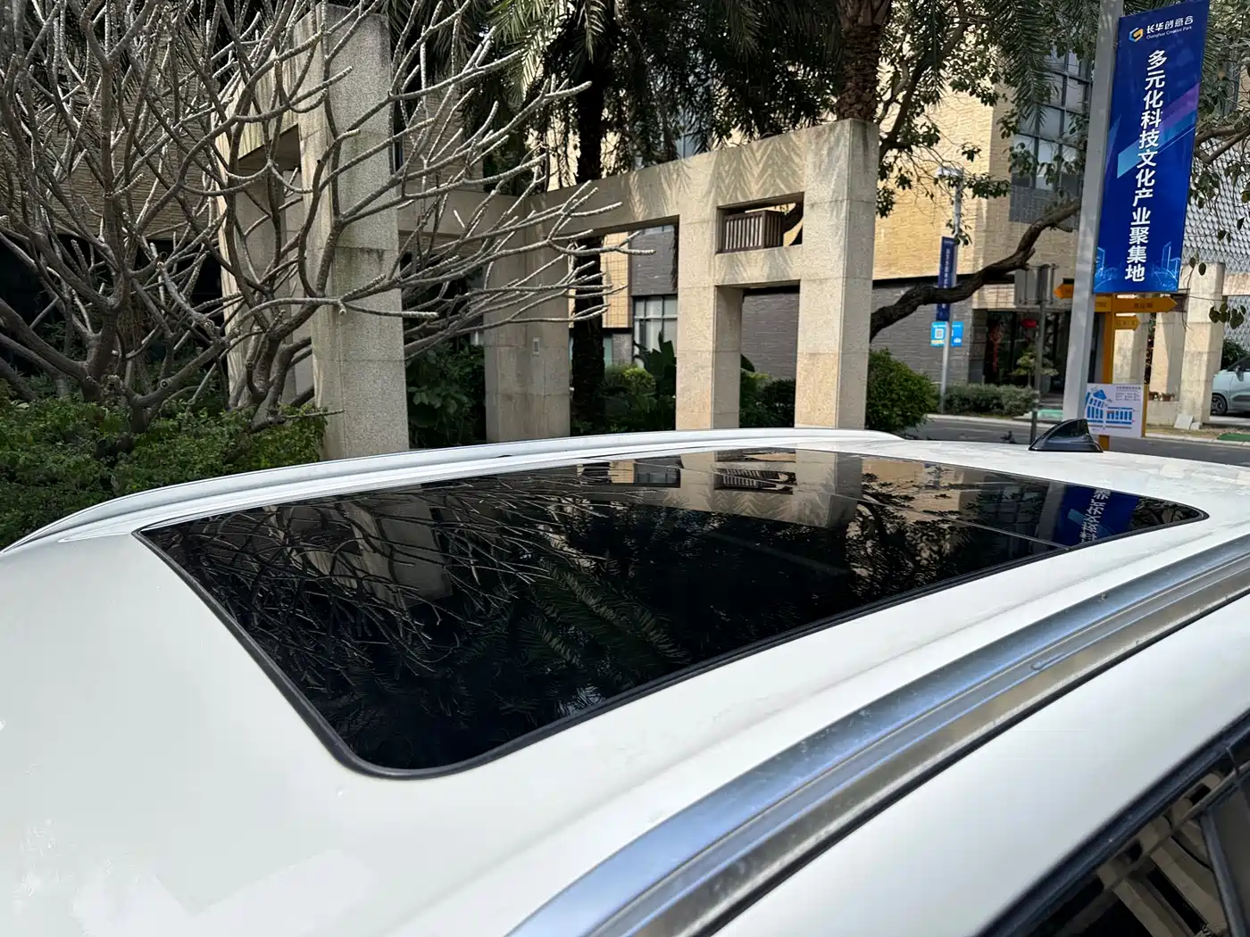 BMW X5 (Import) 2018 xDrive35i Elegant Model фото 8