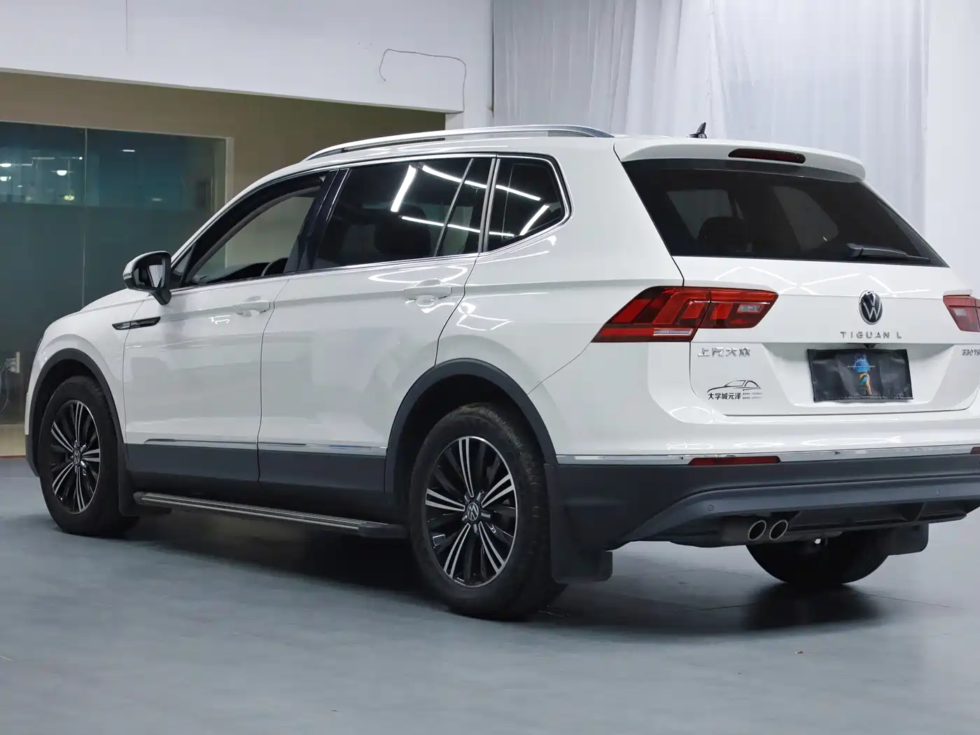 Volkswagen Tiguan L 2021 330TSI Automatic 2WD Smart фото 3