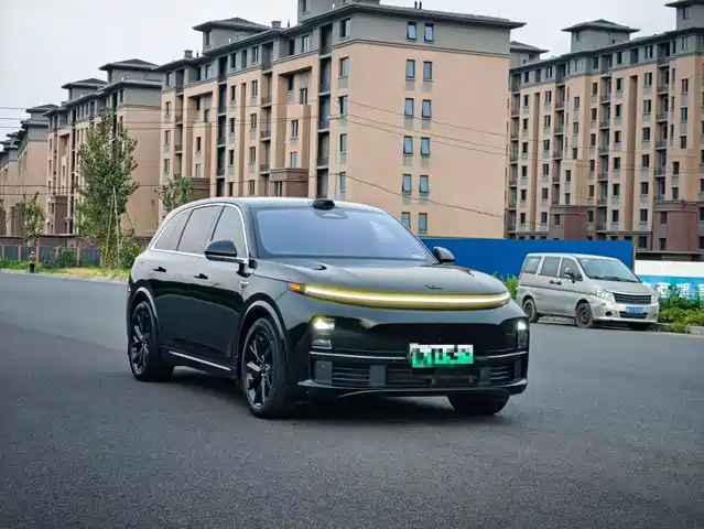 Li Auto L7 2023