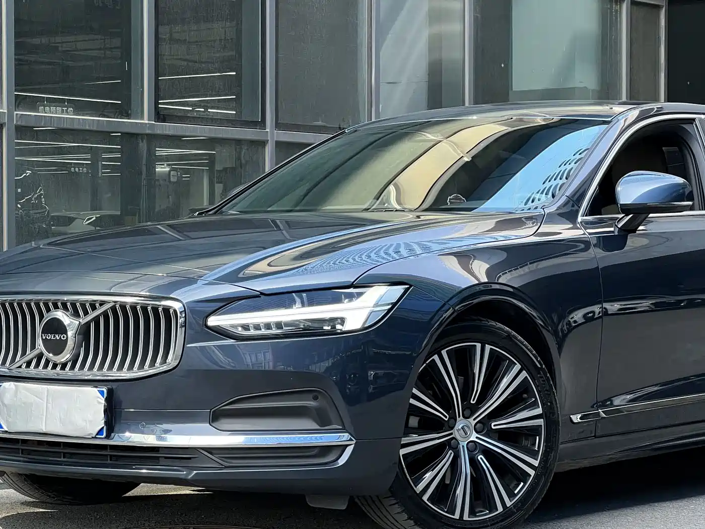 Volvo S90 2022 B5 Zhiyuan Luxury Edition фото 20