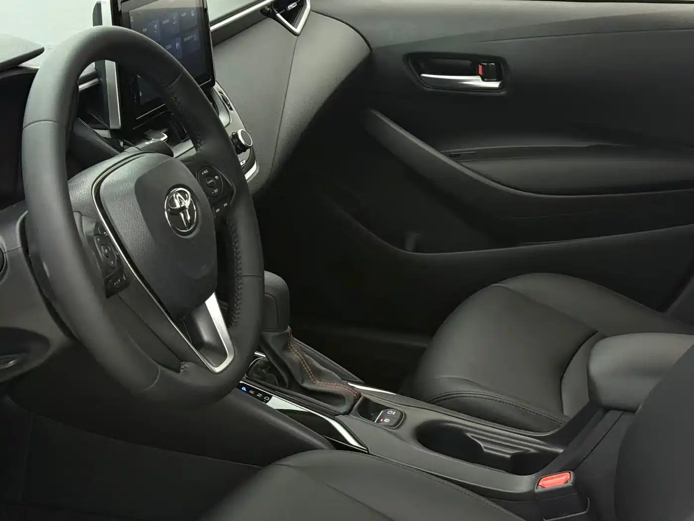Toyota Corolla 2021 1.2T S-CVT Elite PLUS Edition фото 17