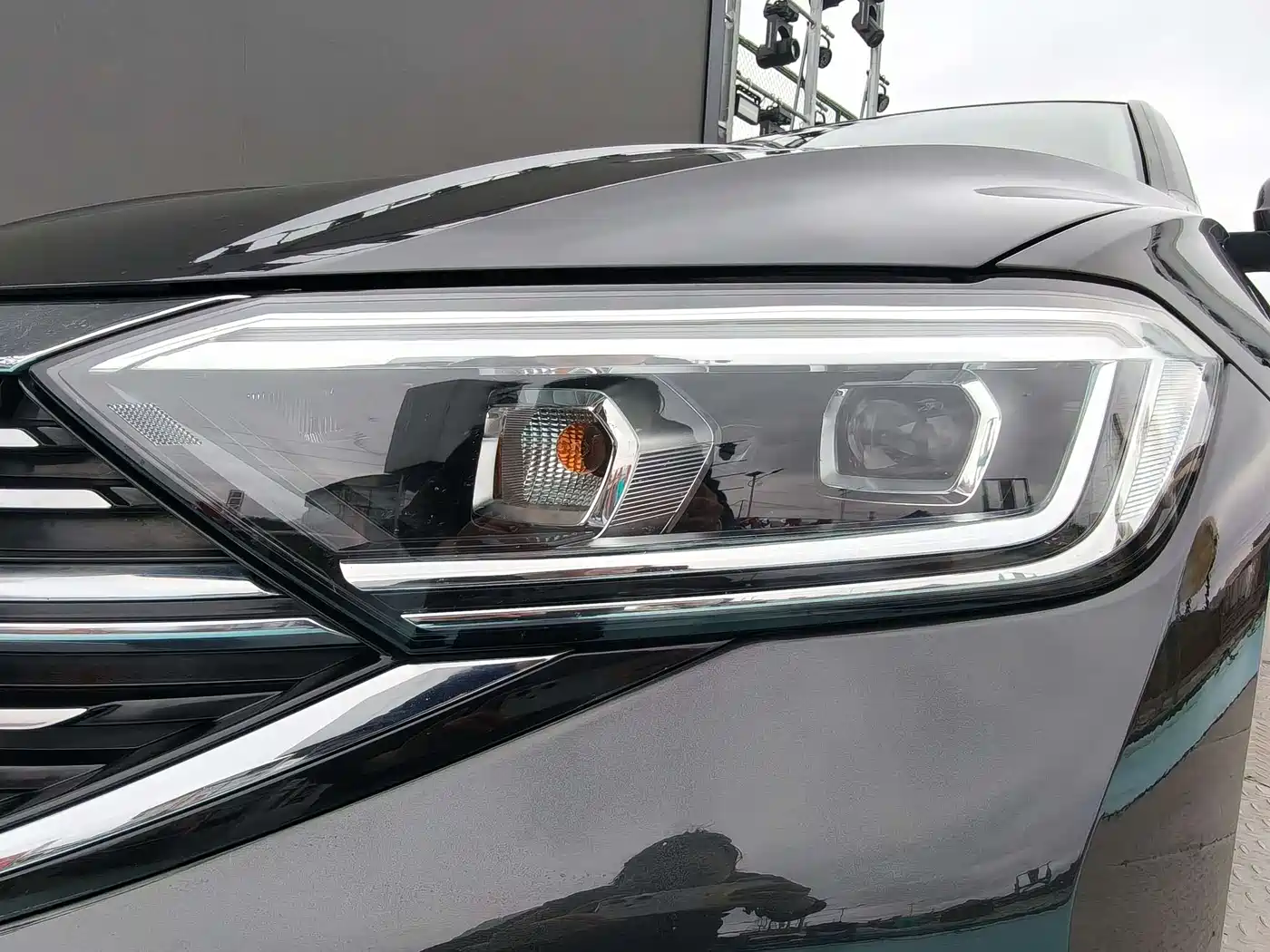 Volkswagen Sagitar 2023 Model Year 200TSI DSG Surpass Edition фото 10