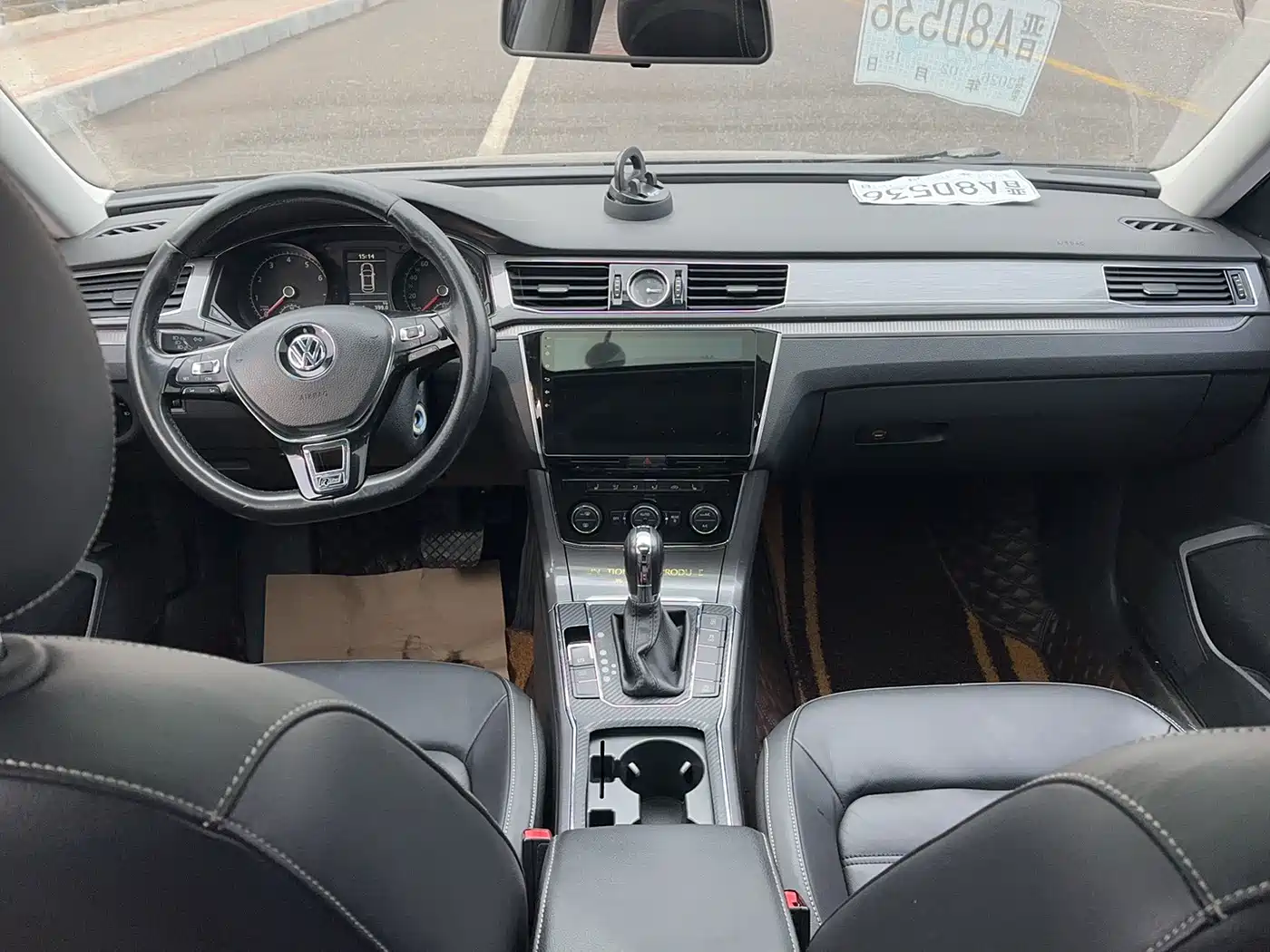 Volkswagen Passat 2016 330TSI DSG Honor Edition фото 11