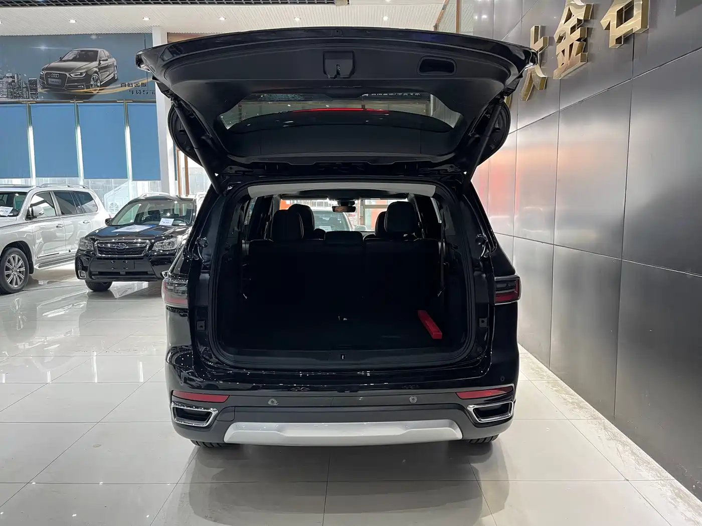 JEEP GRAND COMMANDER