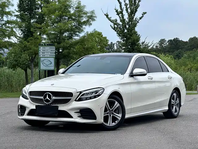 Mercedes-Benz C-Class 2020