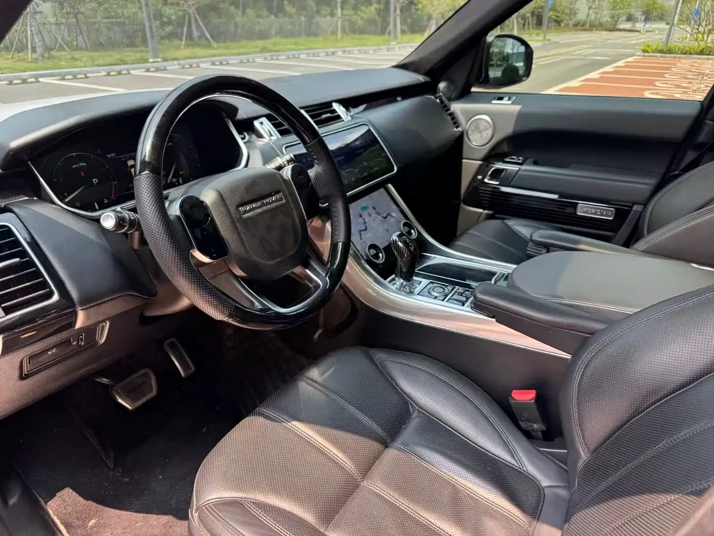 Land Rover Range Rover Sport 2014 3.0 SC V6 HSE фото 4