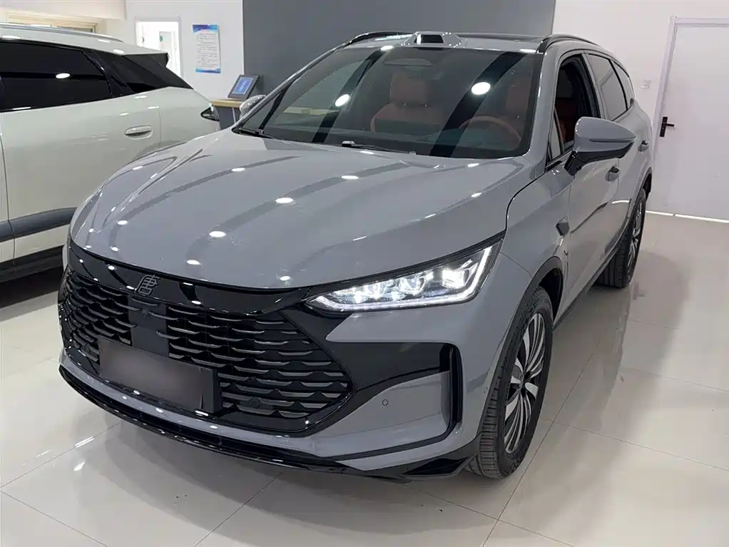 BYD Tang New Energy 2026 DM-i 260KM Premium Edition фото 6
