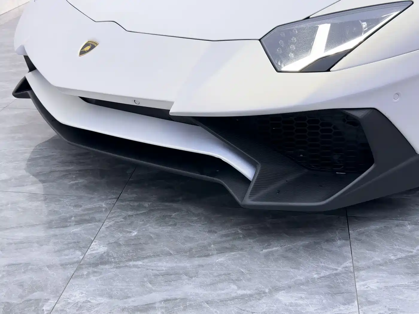 Lamborghini Aventador 2012 2011 LP 700-4