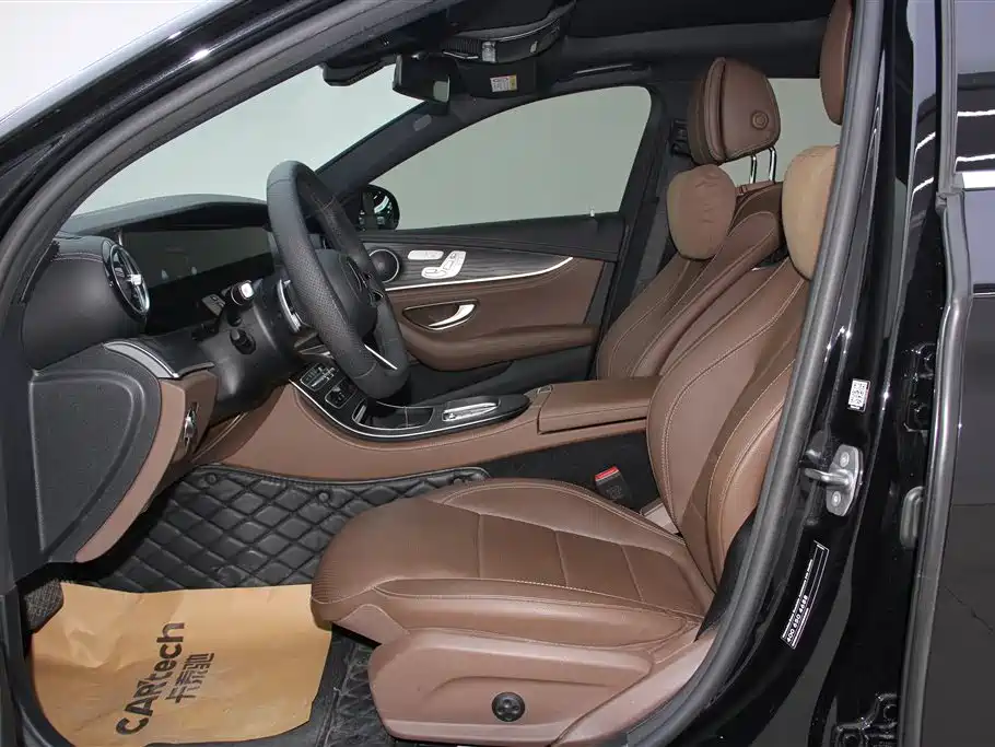 Mercedes-Benz E-Class 2023 E 300 L Sport Fashion фото 25