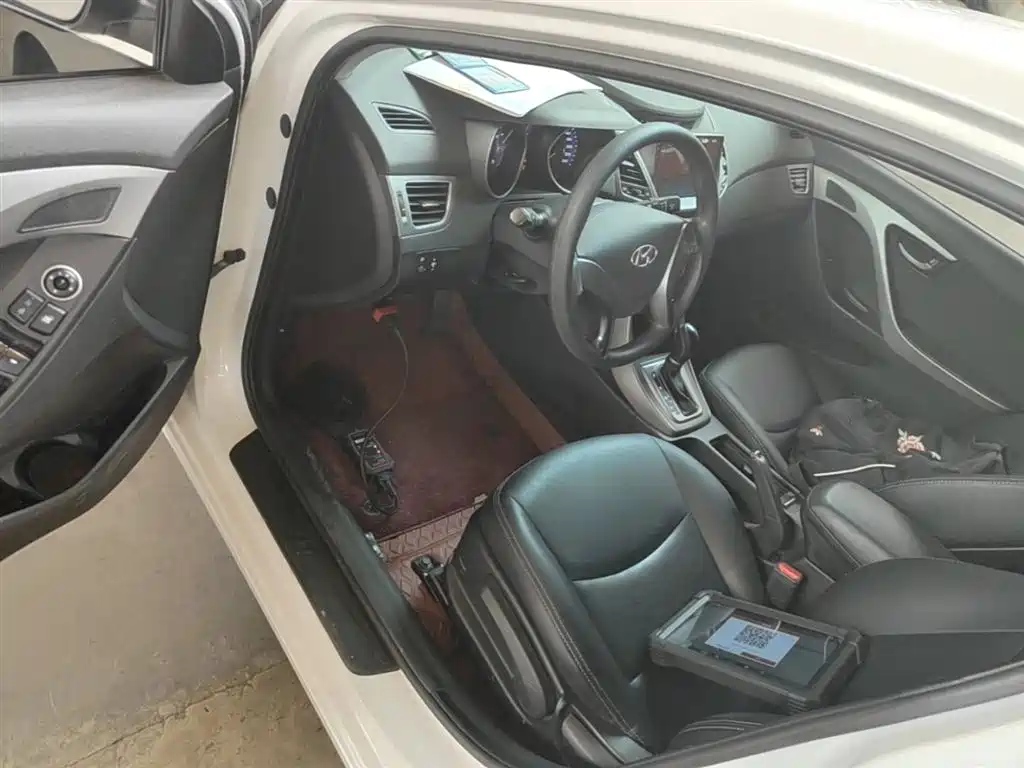 Hyundai Langdong 2016 1.6L Automatic Smart Edition фото 16