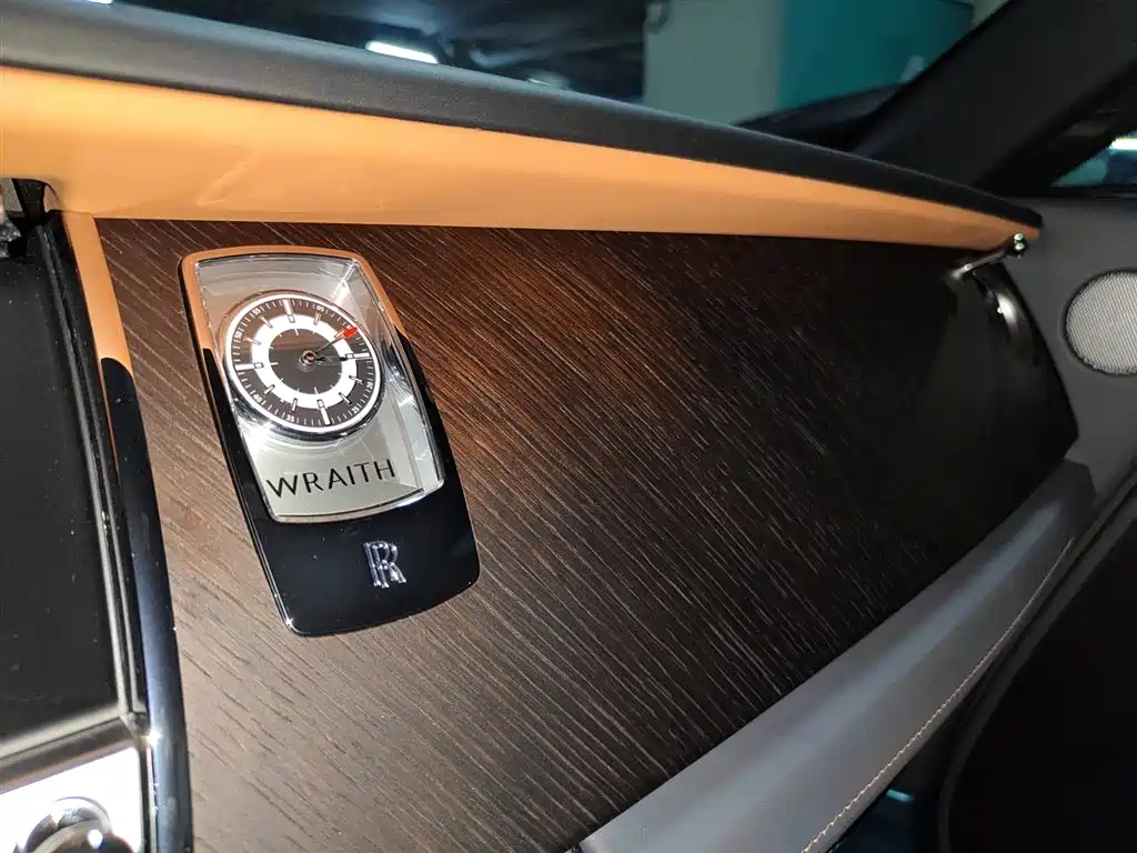 Фото 8 - Rolls-Royce Wraith