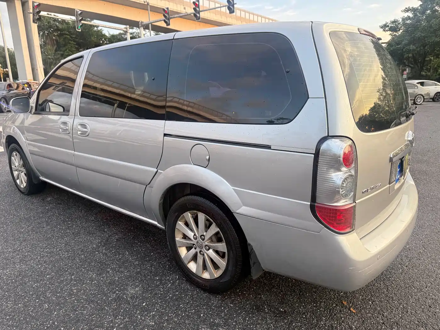 Buick GL8 2014 2.4L Classic Edition фото 7