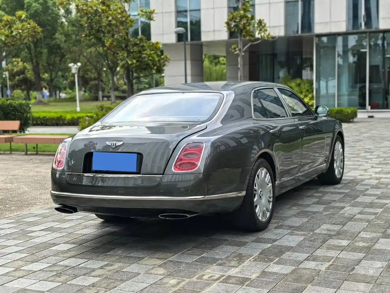 Фото 50 - Bentley Mulsanne