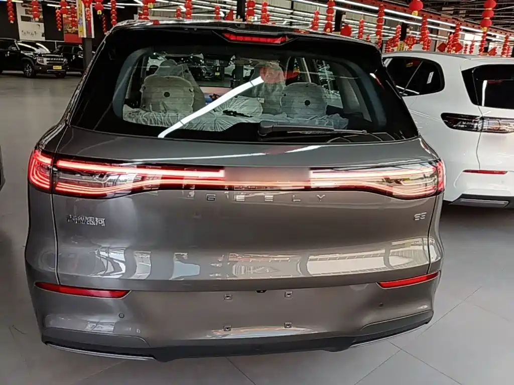 Geely Galaxy Galaxy E5 2026 2026 530km Voyager Edition