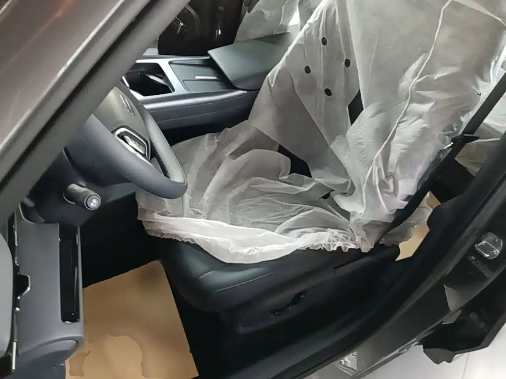 Geely Galaxy Galaxy E5 2026 2026 530km Voyager Edition