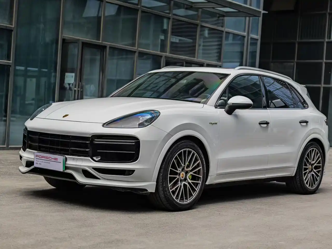 PORSCHE CAYENNE NEW ENERGY