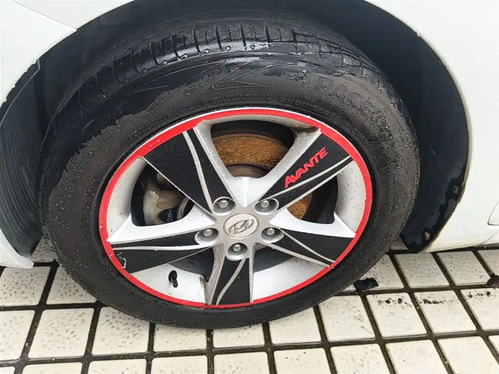 Hyundai Langdong 2012 1.6L Automatic Fashion фото 23
